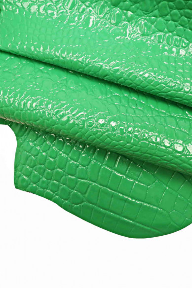 PELLE DI COCCODRILLO stampata capra verniciata tinta unita stampa cocco, lucida, un po' rigida, 3 colori disponibili