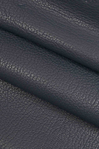 Italian leather, small grain print...