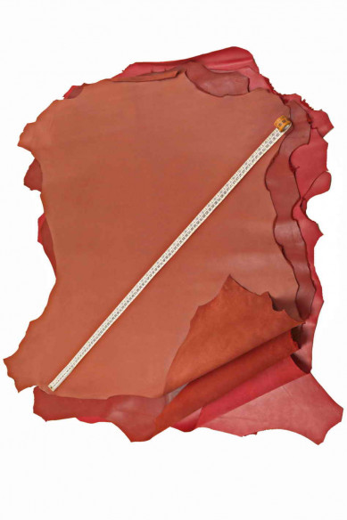 PELLI di AGNELLO nappa liscia rossa, pellame semi lucido rosso, gommoso, morbido, per hobbisti