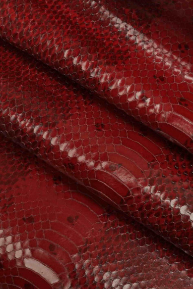 PELLE italiana, mezzo vitello stampa SQUAMETTA e disegno serpente, lucido, un po' rigido, 3 colori disponibili