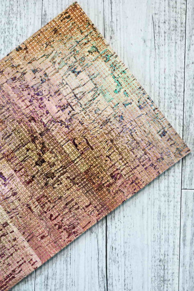 Fogli di SUGHERO naturale stampa oleografica a piccoli cerchi e PELLE di vitello color taupe accoppiata nel retro 25 x 20 cm
