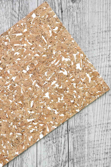 Pezzi di SUGHERO naturale con stampa astratta color bianco e PELLE color rosa antico accoppiata nel retro 15x12/ 25x20/ 30x30 cm