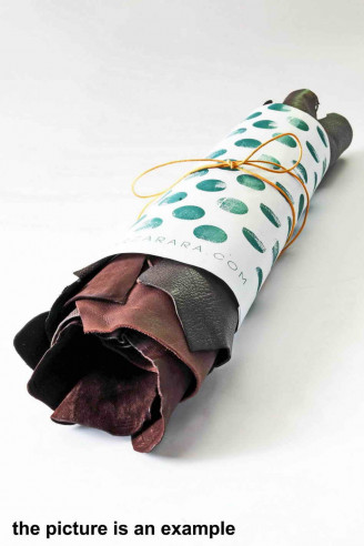 Scampoli di pelle miste, tonalità di...