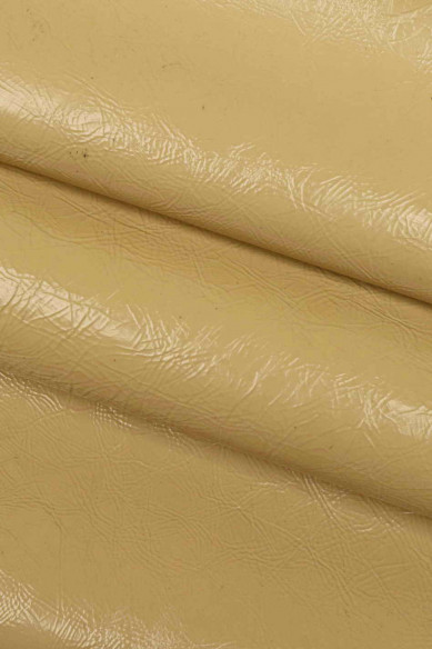 Pellami LUCIDI effetto VERNICIATO, pelle laccata grigio chiaro, beige, camel stropicciata