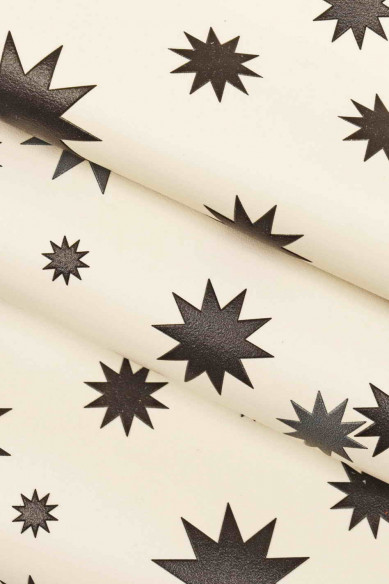 Pellame VITELLO BIANCO stampa stella nera, pelle opaca, spessore alto