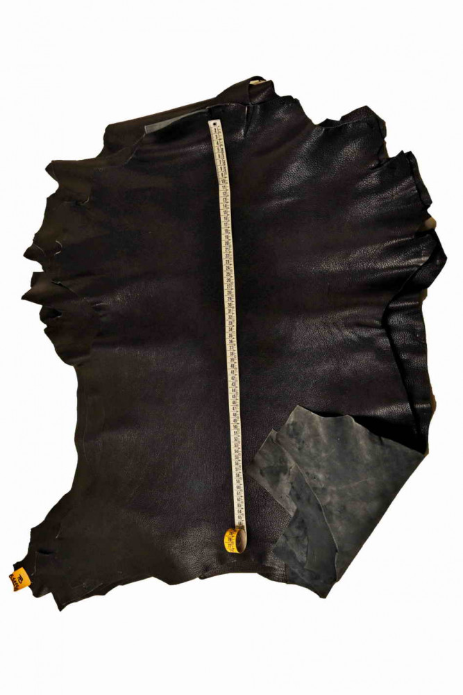 PELLAME NERO con grana, capra nera...