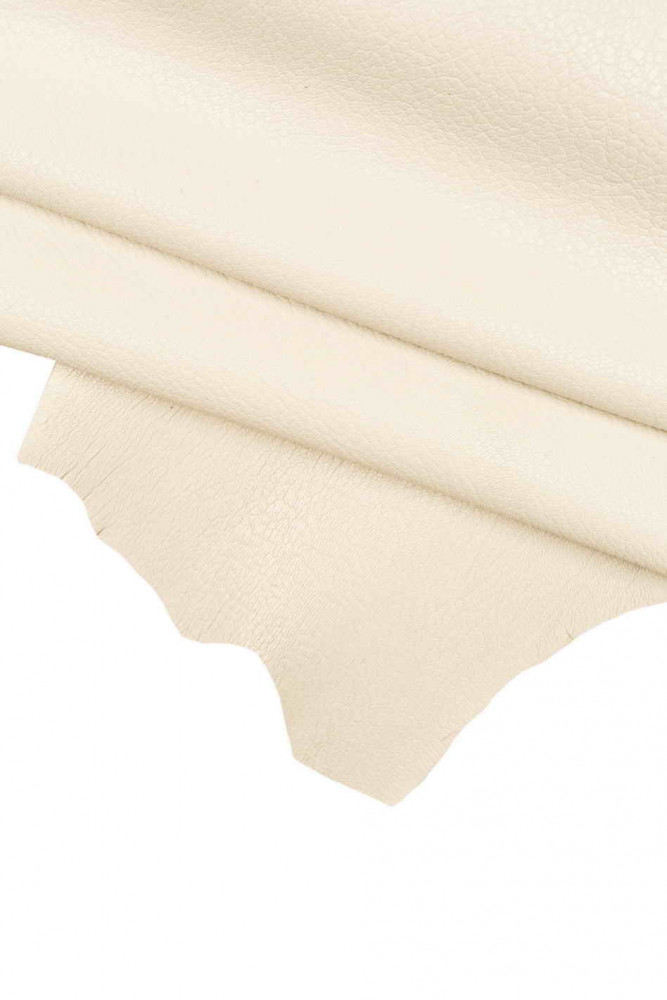 WHITE PEBBLE grain printed leather goatskin, soft semi glossy skin, sporty hide