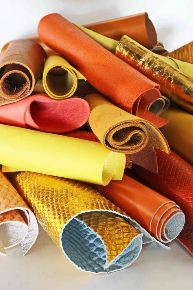 Sacchetto di ritagli di pelle miste,...