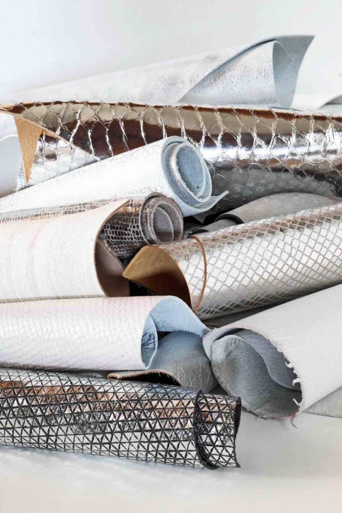 Sacchetto di ritagli di pelle miste,...