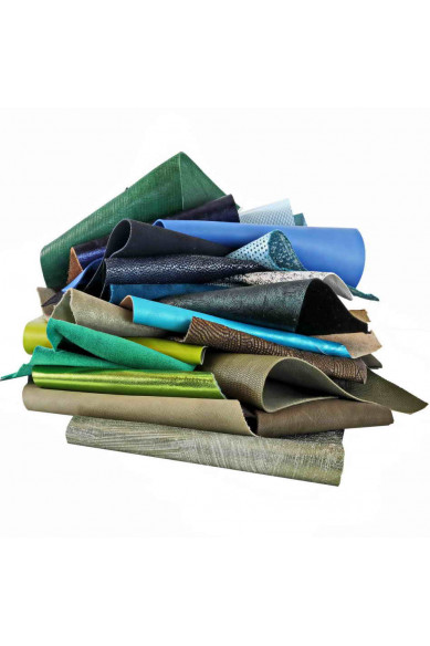 Sacchetto di ritagli di pelle miste, tonalità di BLU e VERDE, stampe, lamine, fantasie e morbidezze varie  da 0,300 a 1 kg