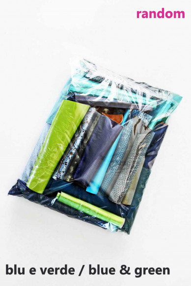 Sacchetto di ritagli di pelle miste, tonalità di BLU e VERDE, stampe, lamine, fantasie e morbidezze varie  da 0,300 a 1 kg