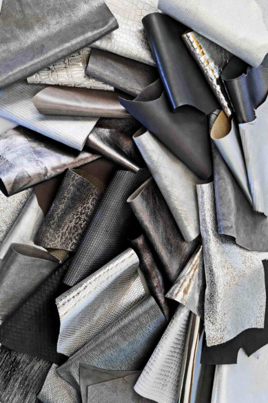 Leather scraps bag, SILVER and GREY tones, fancy textures, foils and softness various, in total for 1 lbs and 2 lbs