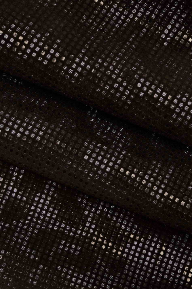 PELLAME SCAMOSCIATO nero laminato blu...