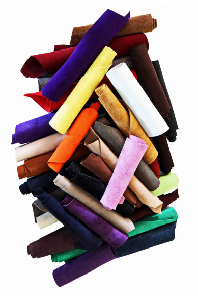 Sacchetto di ritagli di PELLI SCAMOSCIATE e NUBUCK, camoscio in pezzi in diversi colori, da 0,300 kg a 1 kg