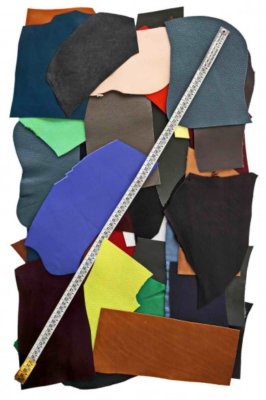 SMOOTH solid color leather SCRAPS bag, different tones and finishings, from 0,7 lbs to 2 lbs