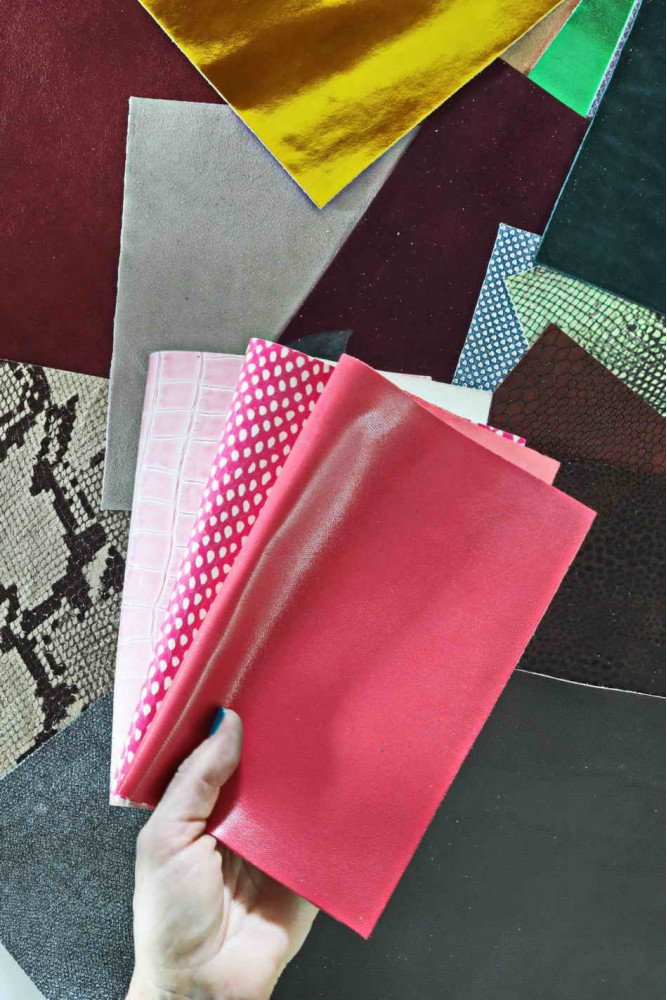 30 Scampoli di pelle casuali,...