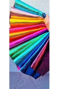 10 Selected leather scraps,...