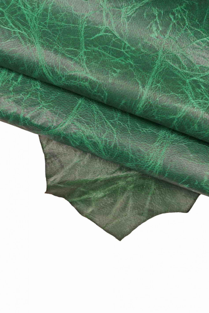 GREEN VINTAGE leather skin, dark green wrinkled goatskin, soft sporty distressed skin, 0.4 - 0.6 mm