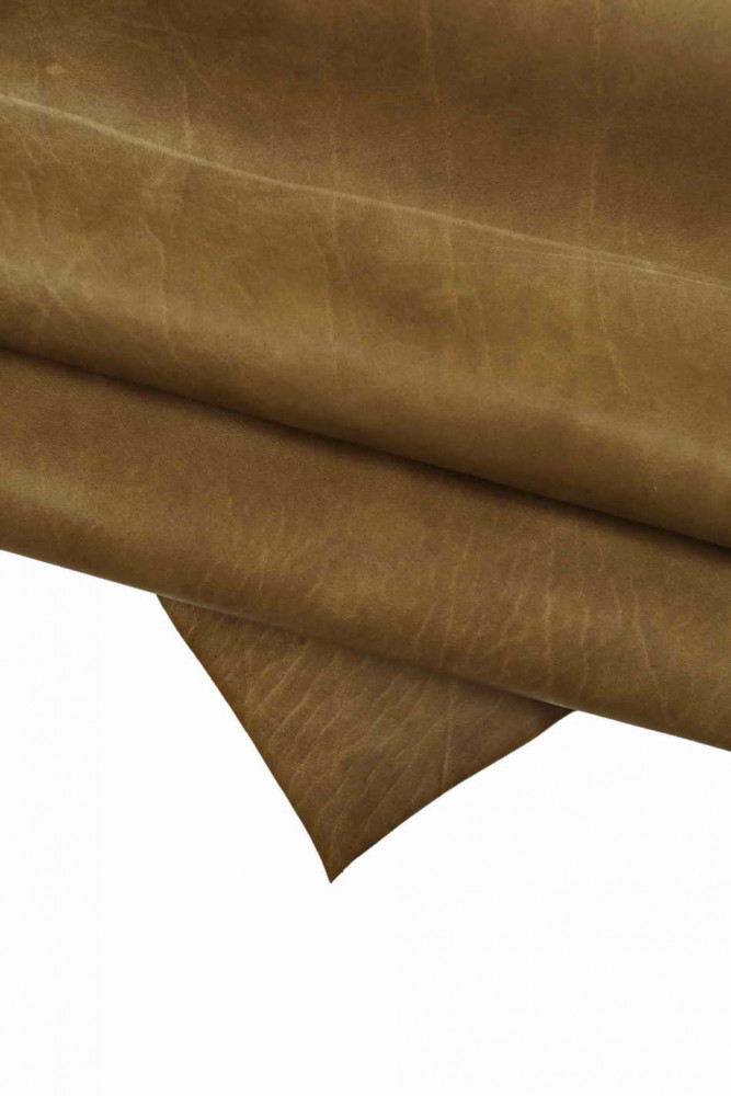 BROWN VEGETABLE leather hide, vintage sporty calfskin with veins and shades, pull up soft cowhide