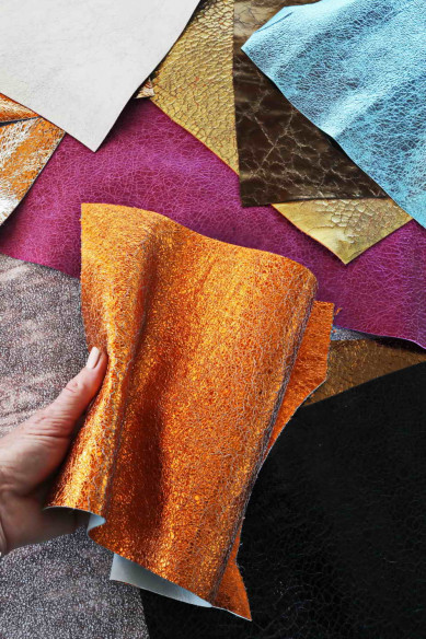 Mix leather scraps - CRACKLED effect, metallic and not, crakle pieces, colors and finishing  various, 10 italian leather pieces