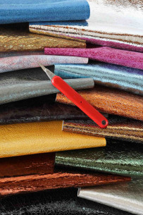 Mix italian leather scraps... 2