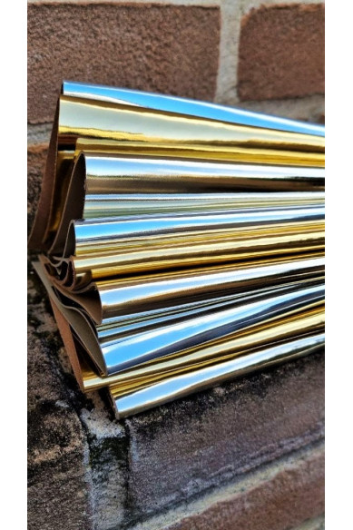 9 Ritagli di pellami selezionati sui toni ARGENTO, PLATINO e ORO, pezzi di pelle laminati specchio assortimento come da foto