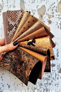 10 Ritagli di pellami unici...