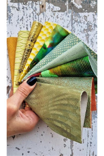 10 Selected leather scraps,...