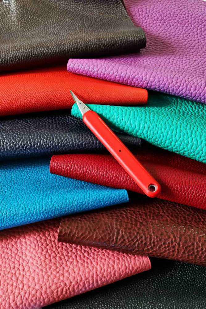 Ritagli di pellami di vitello con...