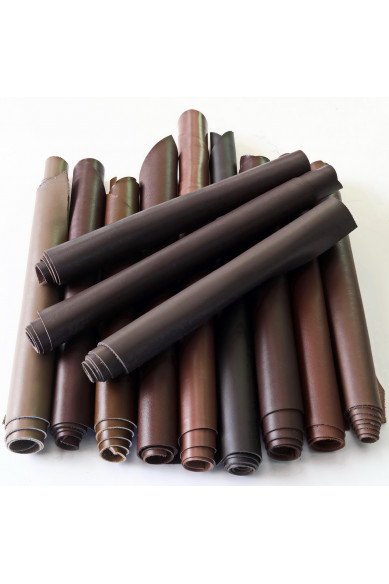 Scampoli di pelle di vitello liscio tinta unita tono MARRONE, ritagli assortimento casuale, rifinizioni varie, 1.0-1.2 mm  1 kg