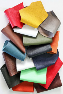 Sacchetto di ritagli di...