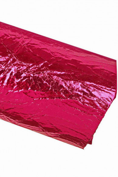 Pelle laminata ROSSO vino, pellame di agnello metallizzato effetto stropicciato morbideza media