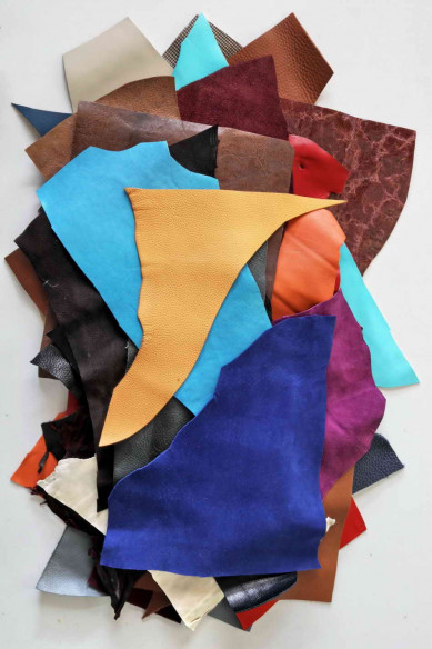 Sacchetto di ritagli di pellami di fantasia, sportivi, vintage e tinta unita  - 300 gr, 500 gr e 1 kg -