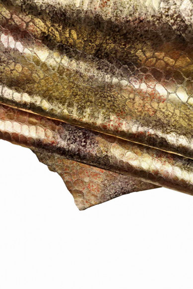 Pellame STAMPATO coccodrillo multicolor, capra laminata motivo animalier, pelle lucida un po' rigida
