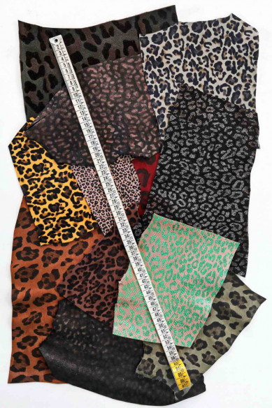 Sacchetto di ritagli di pelle miste, STAMPA LEOPARDO, lamine, fantasie e morbidezze varie   0,300 kg
