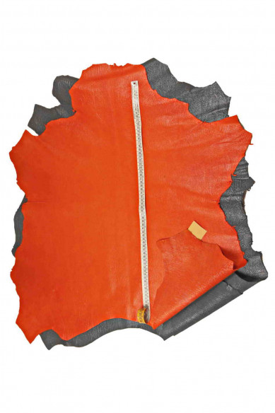 Red dark green VINTAGE leather skin, sporty printed goatskin, soft embossed wrinkled skin