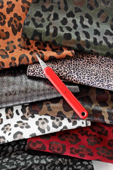 LEATHER scraps -  LEOPARD textures, foils and softnes various, italian leather pieces   1 lbs