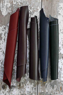 5 Selected leather pieces, palette, smooth calf leather remnants as per  pictures