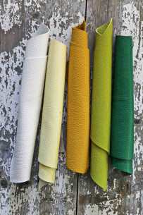 5 Selected leather pieces,...