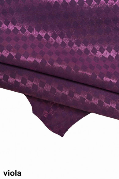 Pelle scamosciata laminata e stampata, pellame di camoscio metallizzato, capra morbida luminosa con disegno geometrico