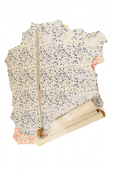 Pelle stampata SCAMOSCIATA, pellame di camoscio base bianco con motivo giallo, rosso e blu, camoscio su capra morbido