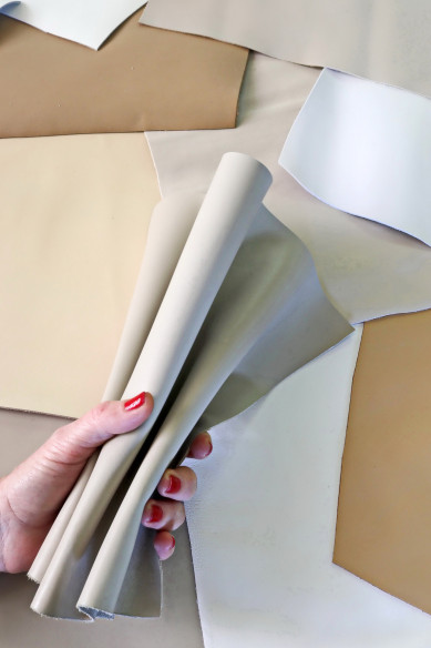 Leather calf PIECES,solid colors random assortment, White Beige Cream remnants, thickness 1.0-1.2mm (3-4oz)  1 kg(2 lbs) - 2 kg(