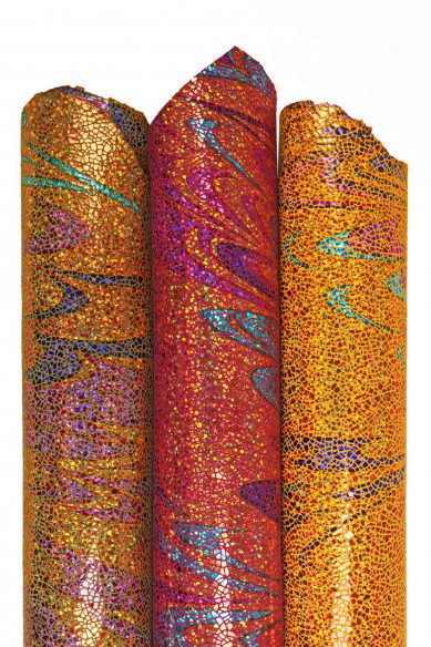 Capra METALLIZZATA iridescente, pelle multicolor stampa crackle e disegno astratto, pellame laminato morbido brillante