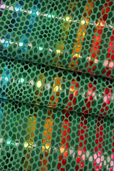 Pelle stampa RIGHE multicolor, pellame di camoscio arancio, verde e giallo con motivo serpente, capra morbida scamosciata