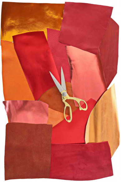 RED ORANGE leather scraps, metallic and not, smooth, SOLID tones, grains and softness various, random assortment  0,7 lbs/300 gr