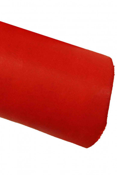 Pellame SPORTIVO rosso, vitello con grana leggera piccola effetto stropicciato, pelle rossa con chiaro scuri morbida