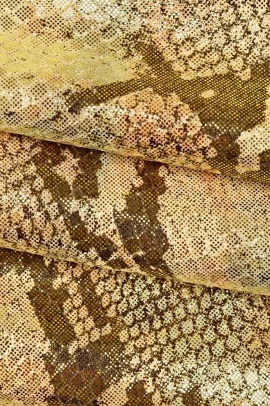 Vitello stampato PITONE laminato platino, pelle metallizzata con disegno serpente rosa celeste e nero, pellame lucido