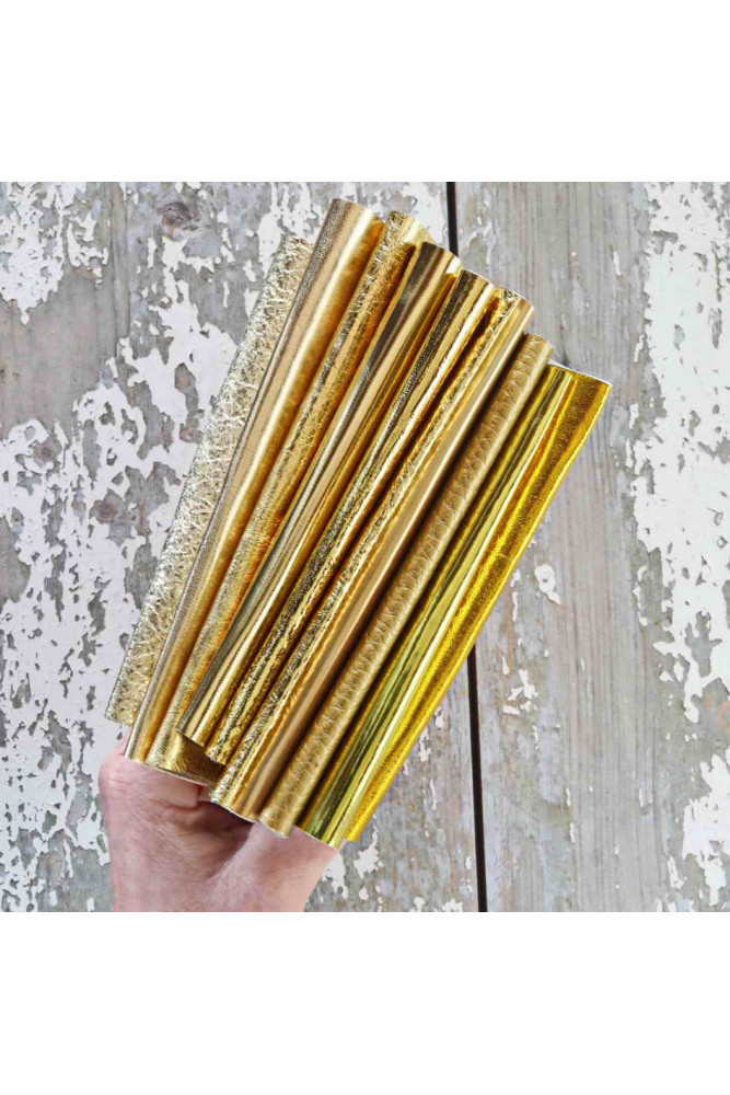 10 Ritagli di pelle ORO laminata,...