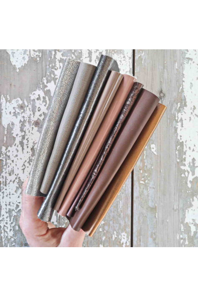 10 Ritagli di pelle TAUPE MARRONE GRIGIO,selezione casuale, scampoli laminati e non, tinta unita, lisci,grana e morbidezze varie