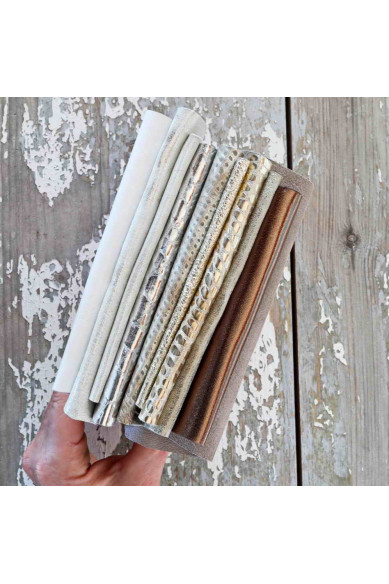10 Ritagli di pelle PLATINO BIANCO FUCILE selezione casuale, scampoli laminati e non, tinta unita,lisci,grana e morbidezze varie